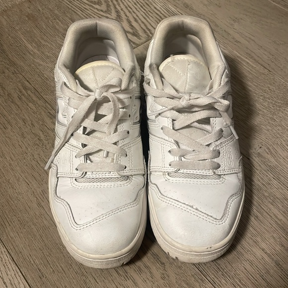 New Balance 550s White Sneakers - Picture 2 of 7